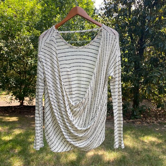 Free People Draped back long sleeve - Picture 2 of 2